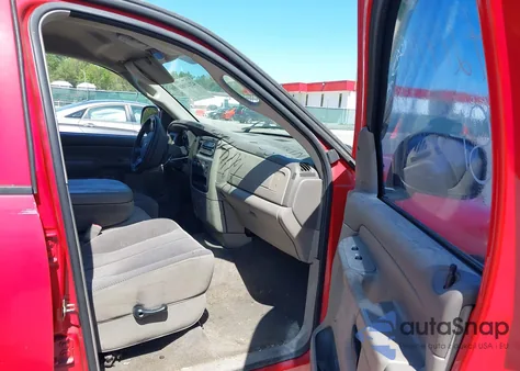 2005 Dodge Ram 1500 Slt/Laramie z USA, uszkodzony, nr VIN 1D7HA18P75J542162